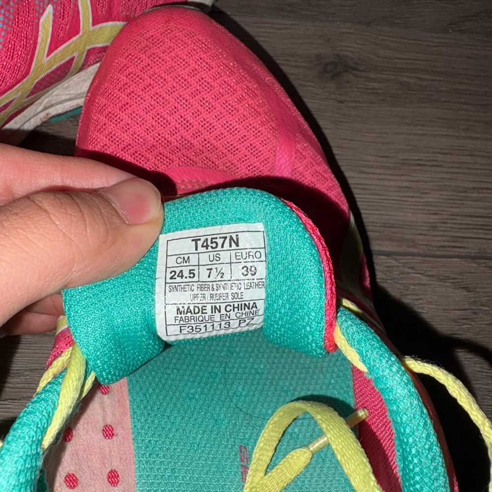 ❌SOLD❌ - ASICS Duomax TM Women's Pink Running Shoes - Picture 3 of 4